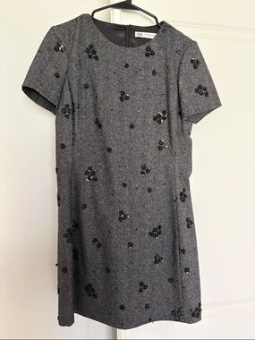 Zara Grey Sequin Floral Shift Dress